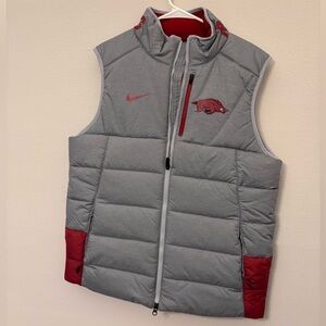 Men's Nike Gray Arkansas Razorbacks Player Full-Zip Vest. Medium